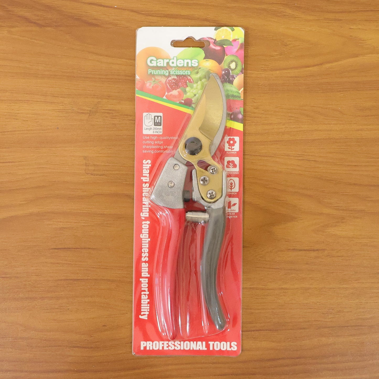 Durable garden pruner for home gardening and plant care