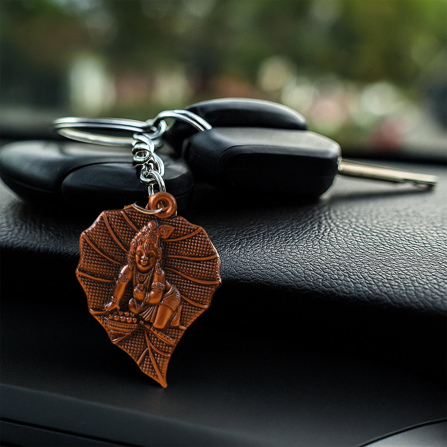 Sturdy metal ring attached to antique bronze Bal Krishna keychain