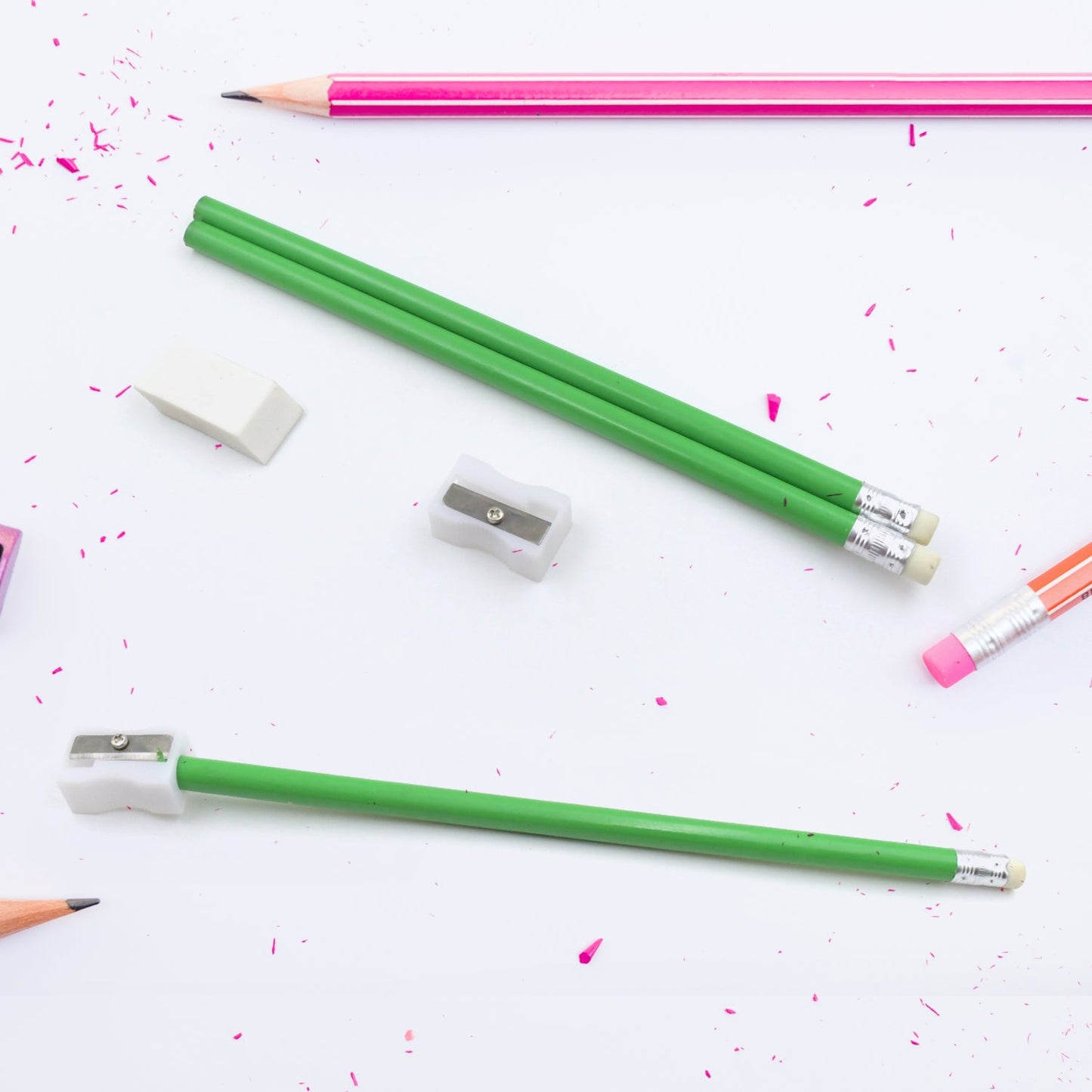 school supply set displayed with key features for easy identification.