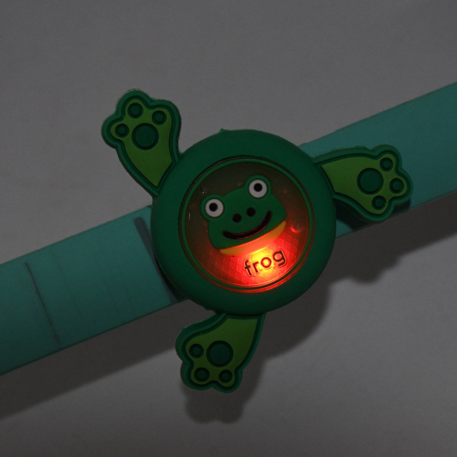 Assorted light-up cartoon bracelets for children, perfect as party favors or playful accessories.