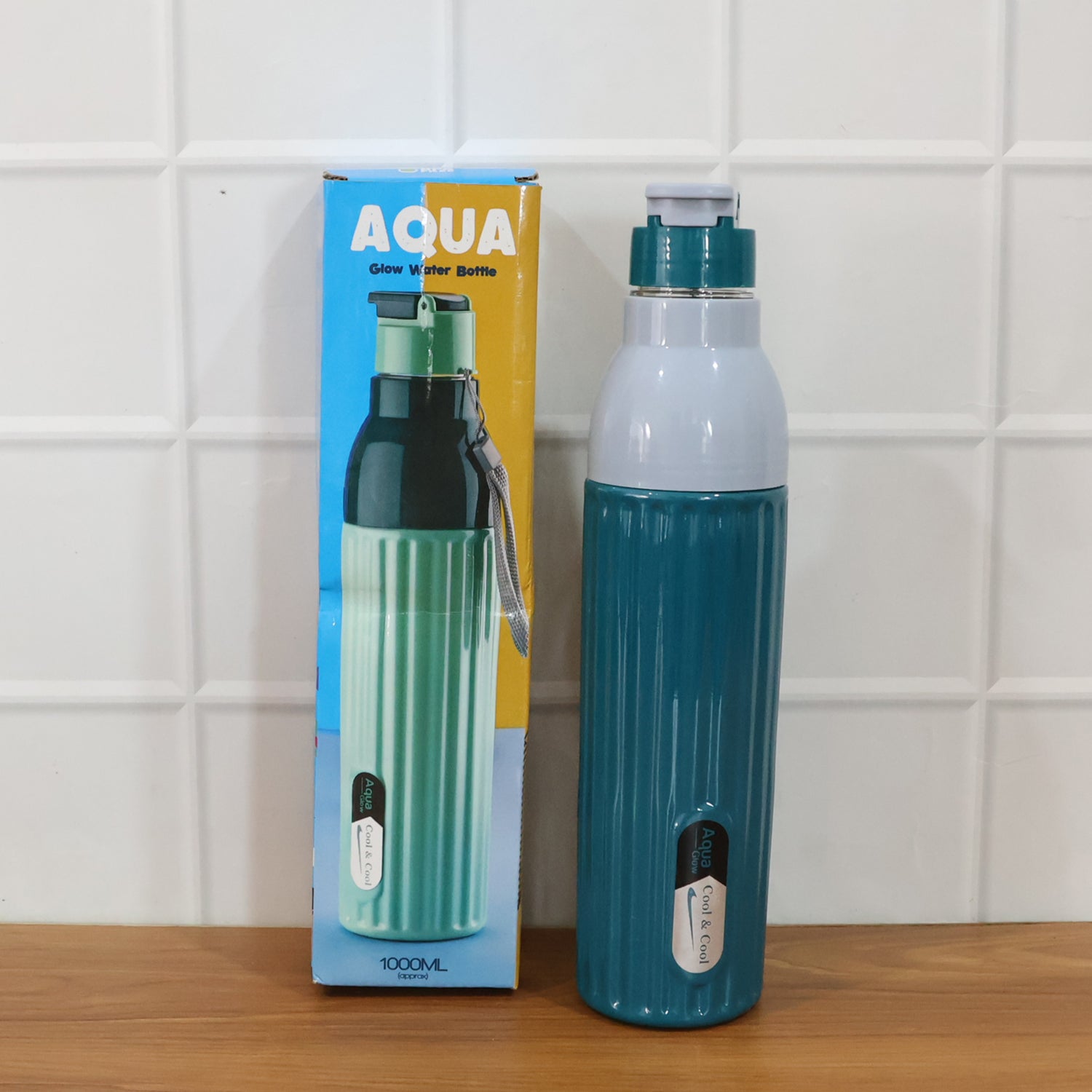 Sports sipper water bottle with carry strap and secure flip-lock cap