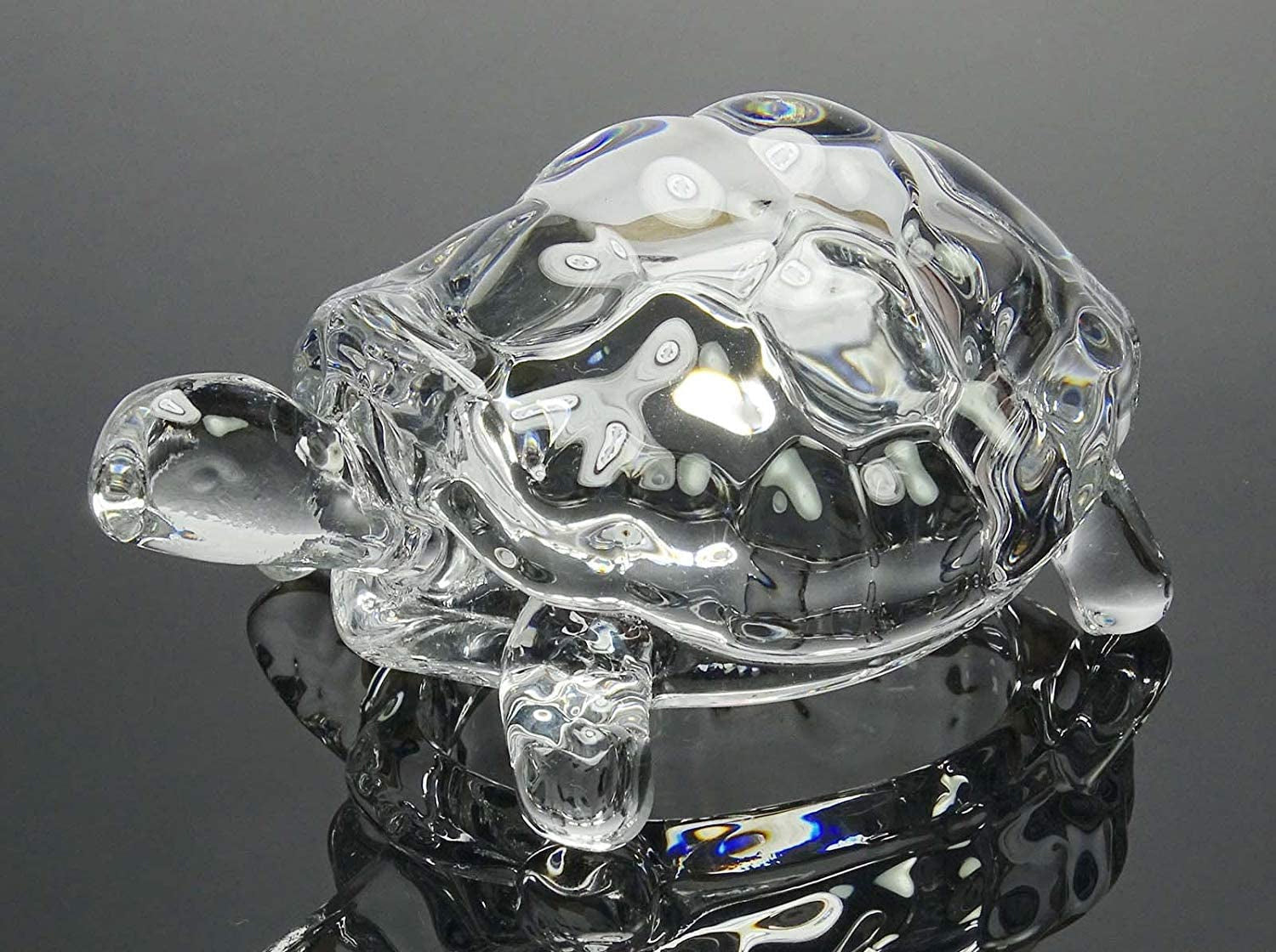 Shiny crystal turtle idol, a thoughtful gift for housewarmings and festivals.