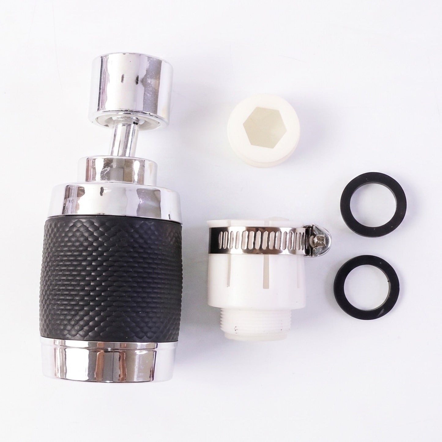 White background showcasing 360° faucet sprayer