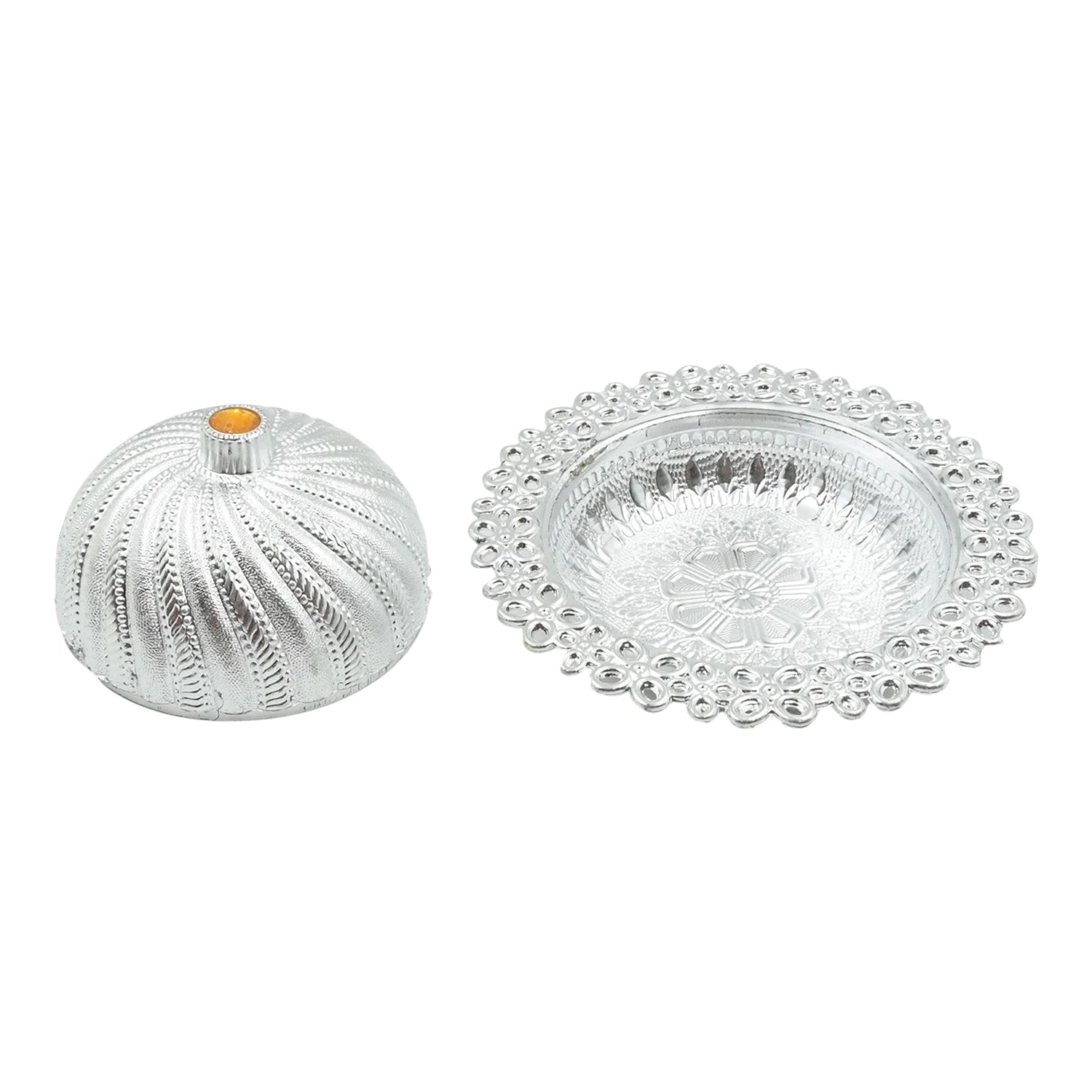 Close-up detail of the multipurpose dry fruit box, highlighting its design.