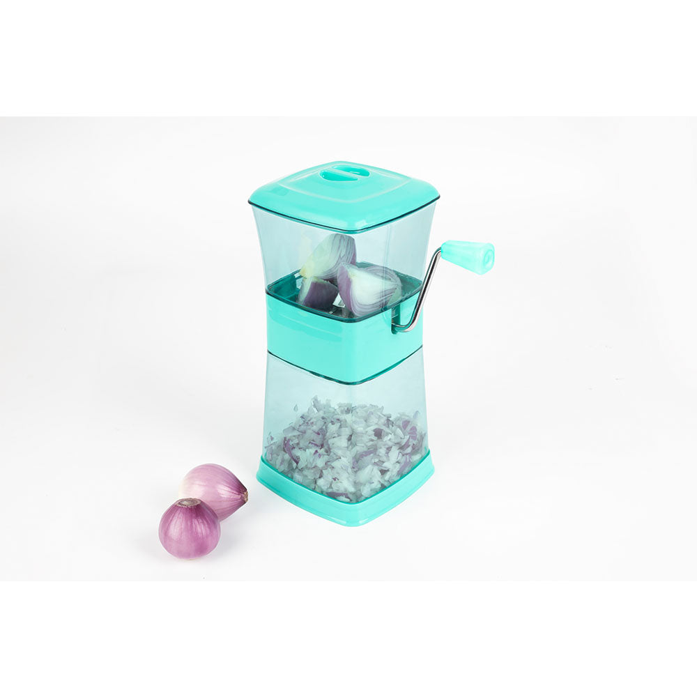 Easy-to-use manual Onion Chopper for quick preparation of onions and chillies.